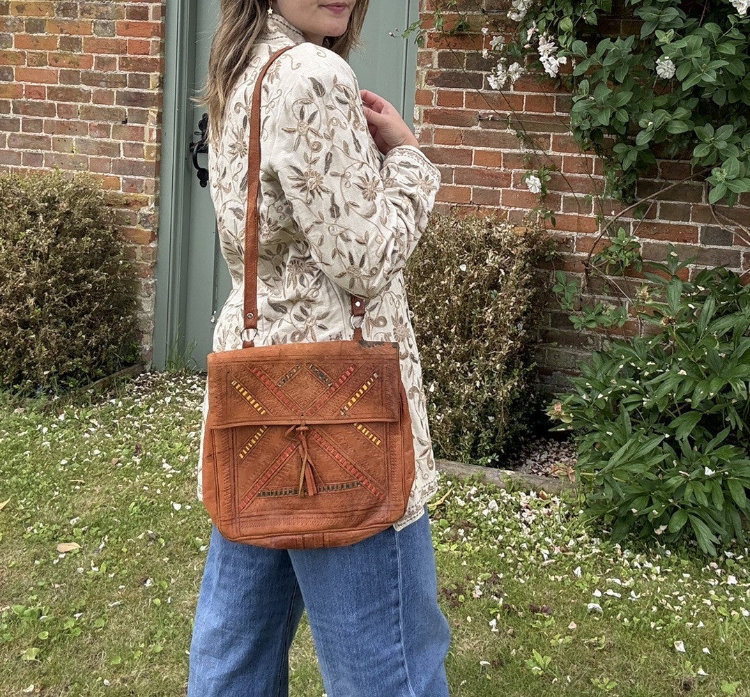 Vintage Leather Boho Western Tan Crossbody Foldover Bag
