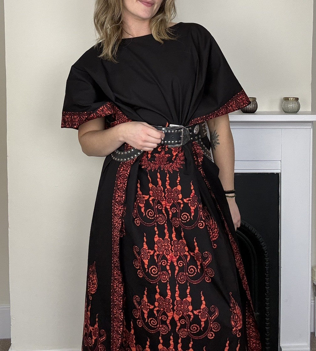 Vintage 70s Free Size 8-22 Black Red Gothic Kaftan Dress