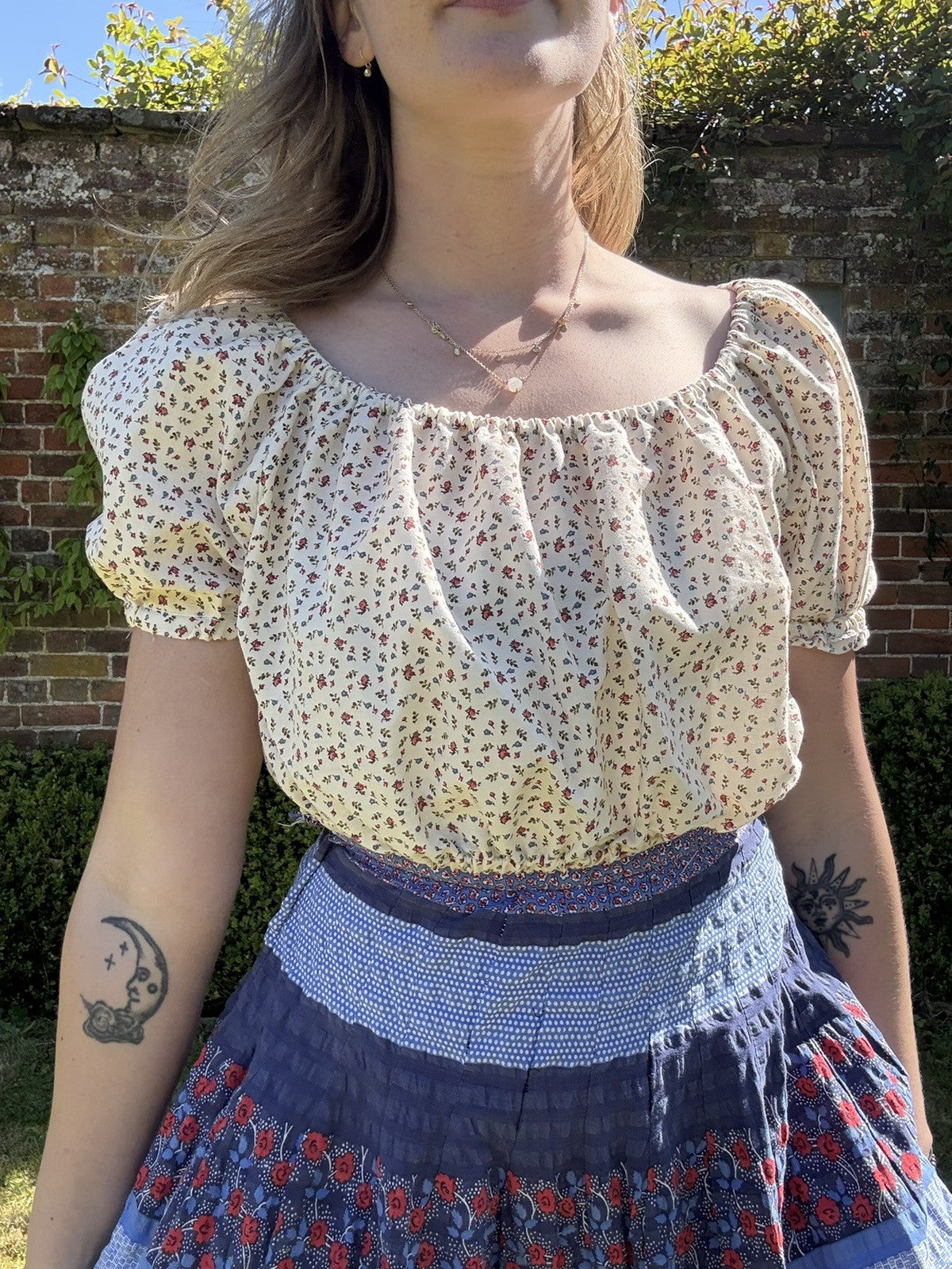 Vintage Handmade Size L 10-16 Cream Ditsy Floral Top