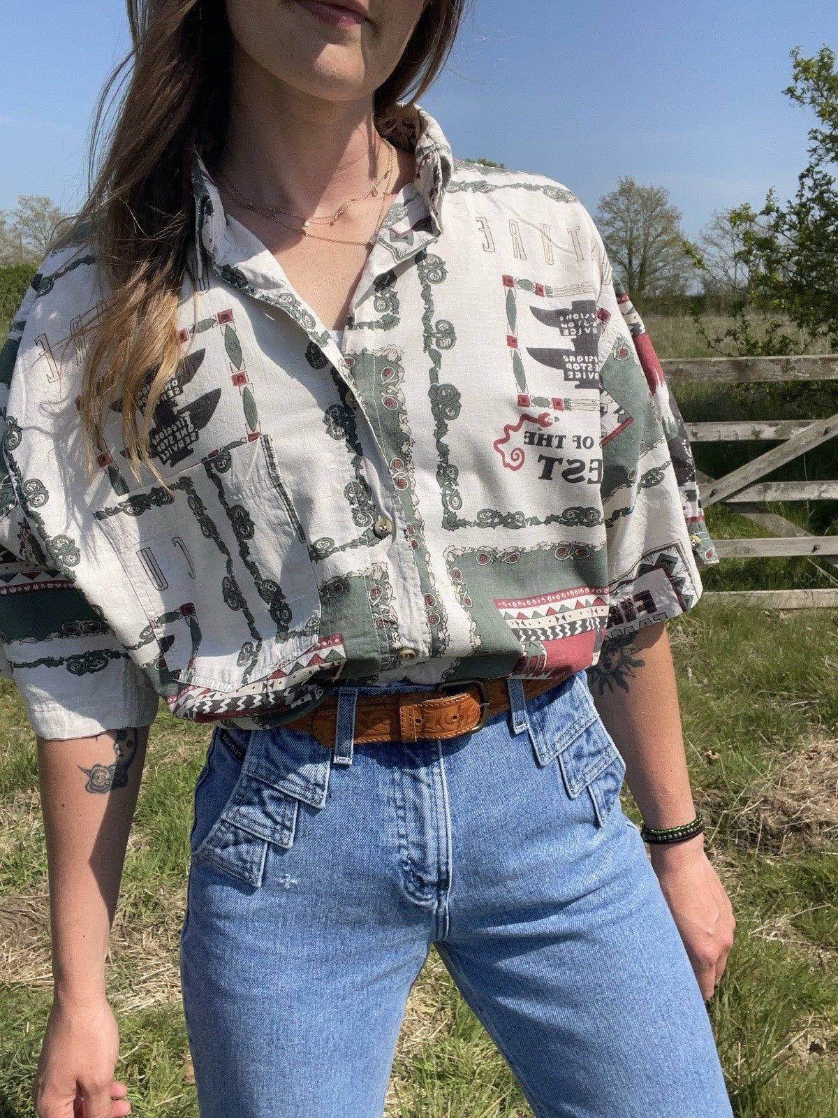 Vintage Size 3XL 16-20 White Western Patterned Short Sleeve Shirt Wings