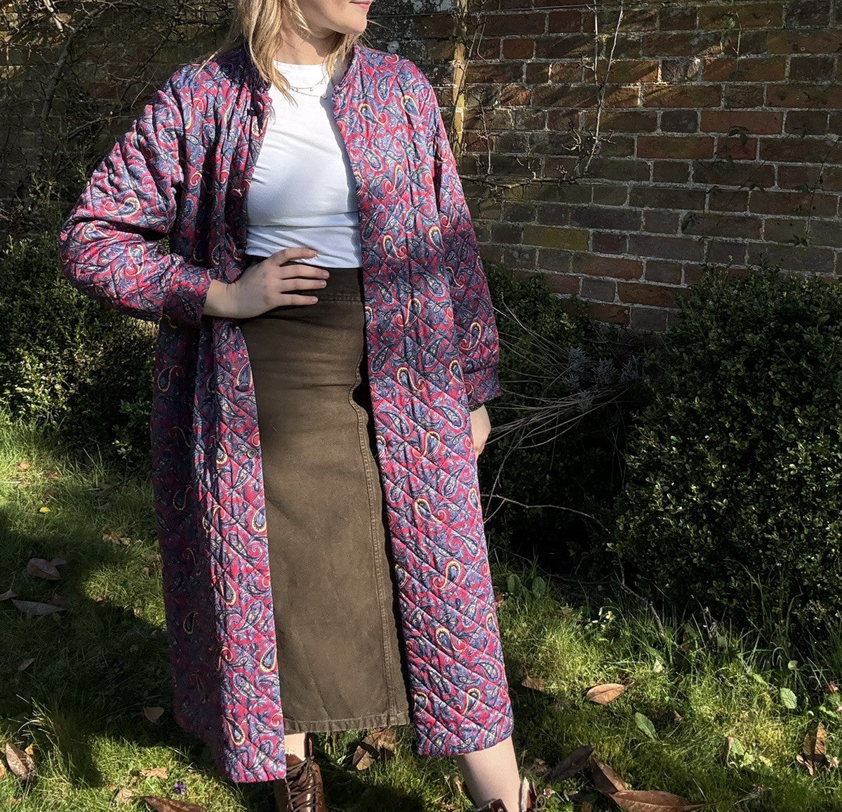 Vintage 70s Size L 12-16 Purple Quilted Paisley Long Bed Jacket