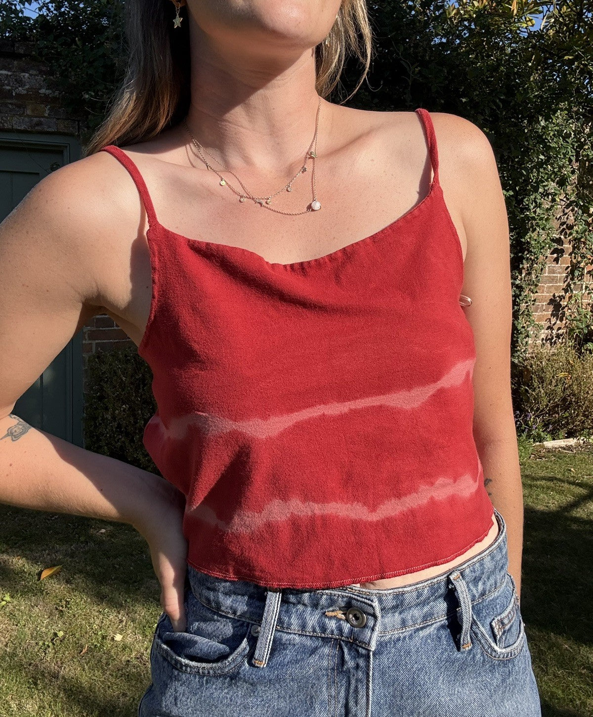 Vintage 90s Size S 6-10 Red Tie Dye Boho Summer Open Back Top